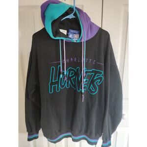 90s Starter Charlotte Hornets Double Hood Pullover LARGE